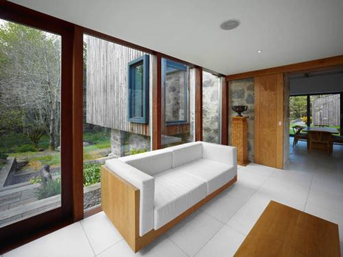 Чем можно обшить потолок в частном доме. Какие потолки лучше? 01