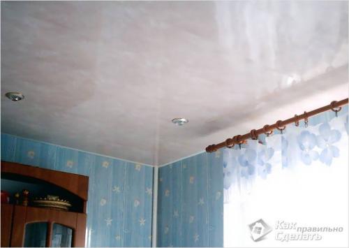 Какой сделать потолок на кухне. Разновидности реечных потолков для оформления кухни 06