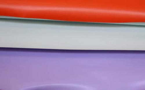 Какой потолок лучше на кухне с газовой плитой. Особенности отделки кухни натяжными потолками