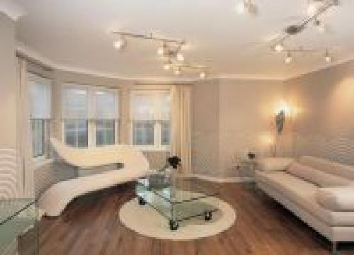 Какие потолки лучше делать в доме. Какие потолки предпочтительнее всего выбирать для частного дома?