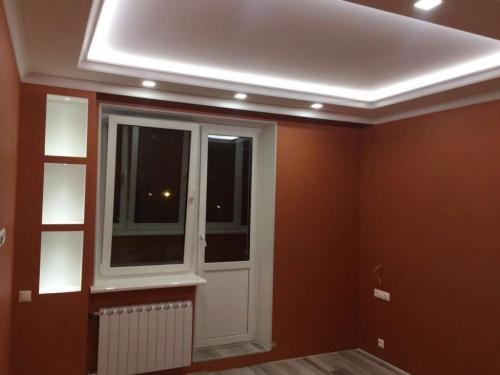 Двухуровневый потолок с подсветкой по периметру. Разновидности двухуровневого потолка