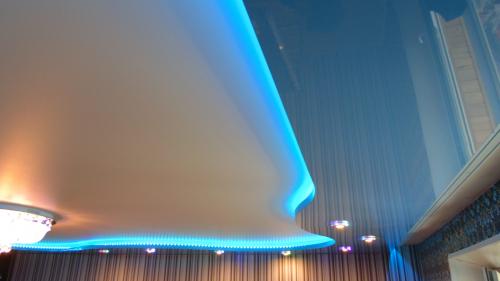 Как зарезать парящий профиль. Парящий потолок