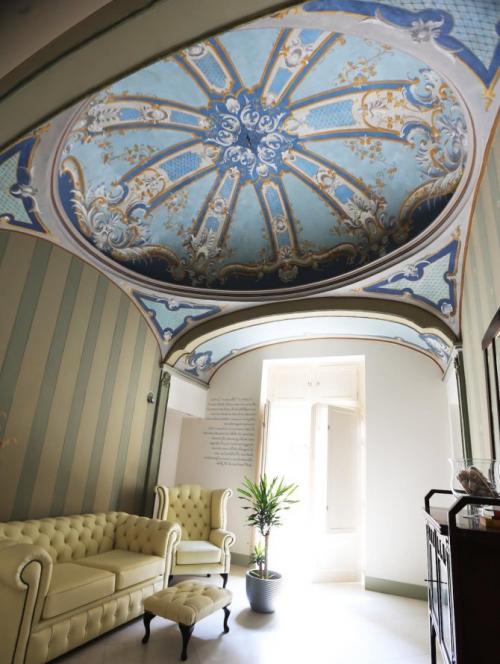 Тренды натяжных потолков 2022 года. Модные веяния в дизайне потолков 2022 (фото)