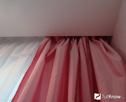 Как прикрепить карниз к натяжному потолку. Технология монтажа потолочного карниза для натяжного потолка 01