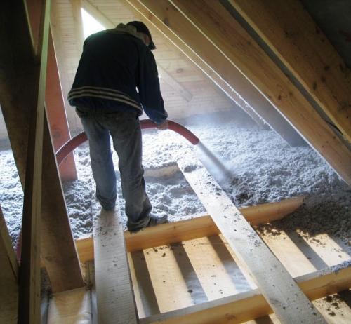 6 лучших материалов для утепления потолка. Насыпные утеплители