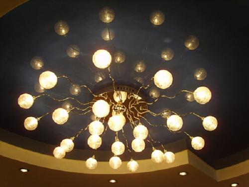 Какие точечные светильники лучше для натяжных потолков. №2. Какие светильники для натяжного потолка бывают?