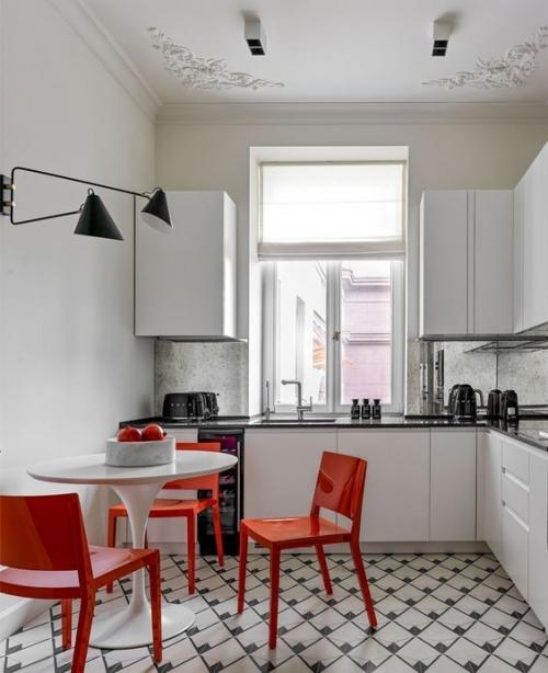 Какой потолок лучше сделать на кухне?