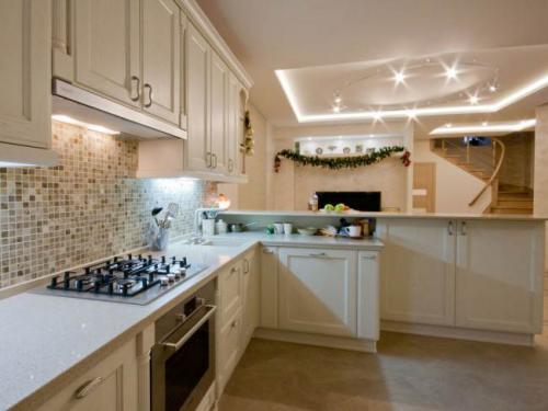 Потолок на кухне своими руками. Дедушкин вариант: побелка и другая покраска 08