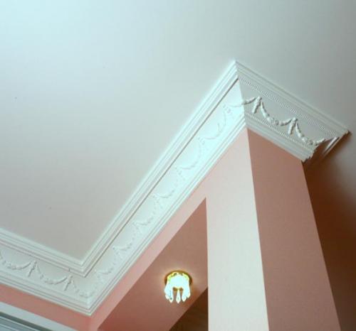 Ремонт без потолочного плинтуса. Плинтусы