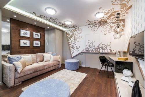 Расположение светильников на натяжном потолке без люстры. Варианты расположения лампочек на натяжном потолке без люстры