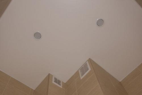 Световой потолок в ванной. Светильники в потолок в ванной — советы по выбору, варианты применения и расчет параметров (105 фото + видео)