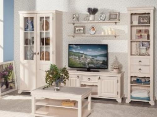 Спальня в современном стиле. «Традиционная» спальня в современном стиле: особенности интерьера 06