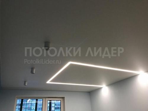 Фото натяжные потолки световые линии. Цели размещения световых линий на натяжном потолке 08 Фото натяжные потолки световые линии. Цели размещения световых линий на натяжном потолке 08
