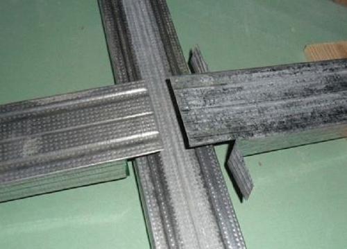 Установка профиля под гипсокартон. Монтажные работы