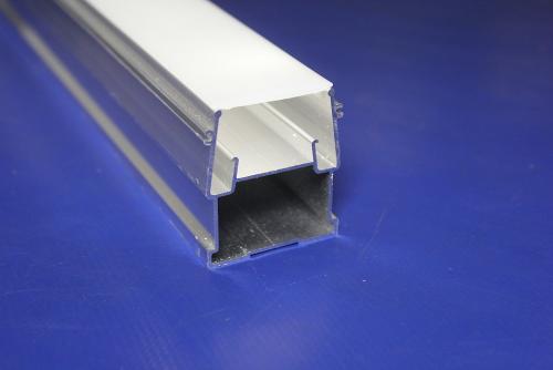 Световые линии на потолке, как менять. Профили – самая важная основа для создания потолков со световыми линиями