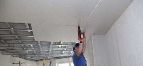 Рейтинг потолков для ванной комнаты. Потолок в ванной: 10 вариантов –, какой выбрать и из чего делать