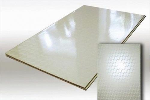 Потолок в ванной из пластиковых панелей. (+85 фото) Красивая отделка потолка в ванной комнате панелями ПВХ 85 фото