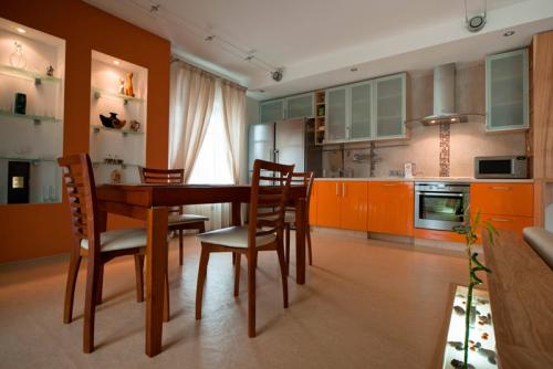 Фартук для кухни, как выбрать. 16 советов по выбору фартука для кухни, обзор 7 типов материалов