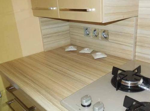 Чем заменить фартук на кухне так. Чем можно заменить фартук на кухне?