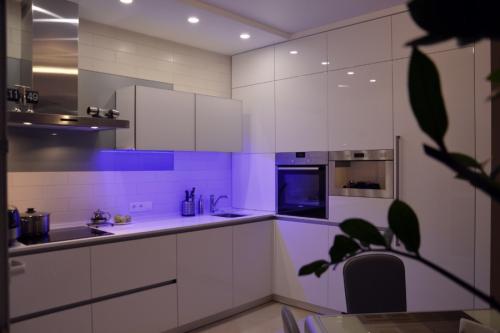 Какой материал для кухни лучше МДФ или дсп. Какой материал лучше для кухни: МДФ или ЛДСП?