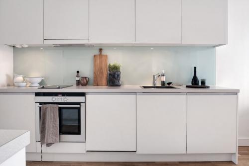 Модные стеновые панели для кухни. Самые модные стеновые панели для кухни в 24 фото