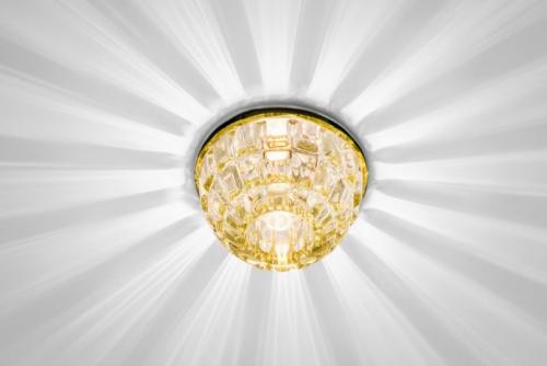 Какие светильники выбрать для натяжного потолка. Какие светильники лучше для натяжного потолка — подходящие модели, нюансы их монтажа и советы профессионалов по выбору (115 фото)