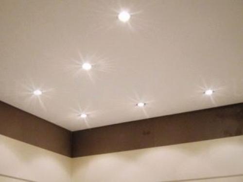 Как натянуть натяжные потолки. Пошаговая инструкция по монтажу 21 Как натянуть натяжные потолки. Пошаговая инструкция по монтажу 21