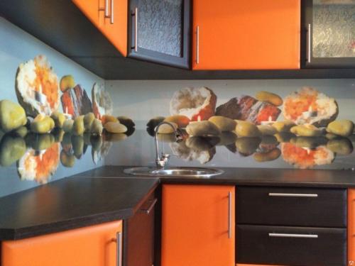 Как обновить кухонный фартук своими руками.. Что такое фартук и для чего он нужен на кухне 11