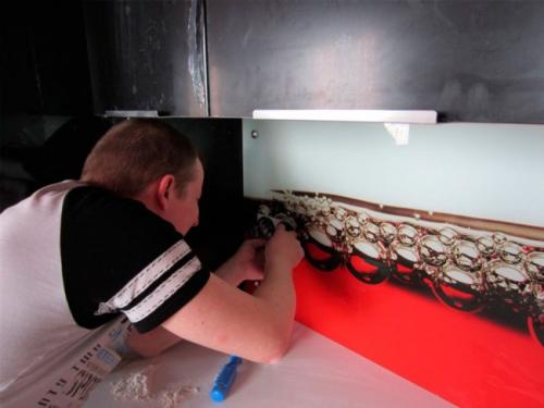 Как обновить кухонный фартук своими руками.. Что такое фартук и для чего он нужен на кухне 04