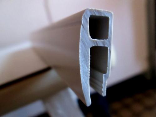 Размеры потолочного профиля для натяжного потолка. Потолочный профиль ПВХ для натяжных потолков