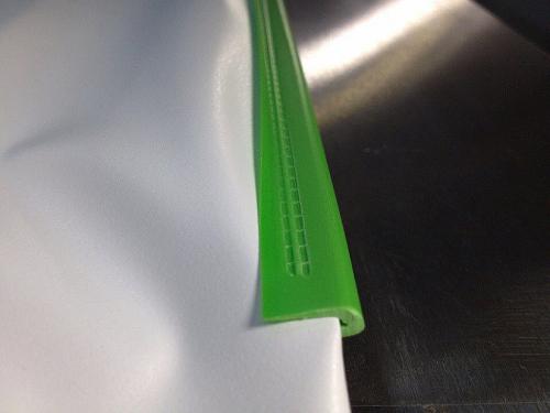 Какой багет лучше для натяжных потолков. Гарпунные багеты