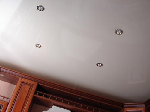 Натяжные потолки размер полотна. Размеры натяжных потолков из ПВХ 23