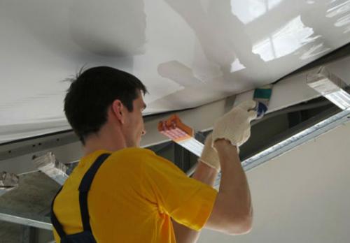 Натяжной потолок 7 метров. Сколько в среднем стоит натянуть натяжной потолок