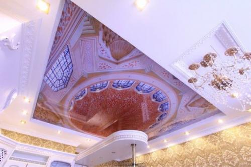 Натяжные потолки с рисунком в спальню. (+85 фото) Натяжные потолки с фотопечатью в спальне