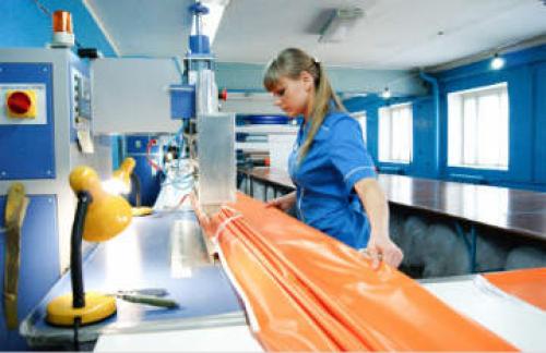 Плюсы и минусы натяжного потолка. Плюсы и минусы натяжных потолков 05