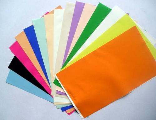 Матовые натяжные потолки преимущества. Матовые натяжные потолки – покупать или отказаться?