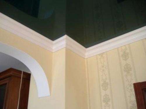 Потолочные плинтусы и профили для натяжных потолков. Виды 01
