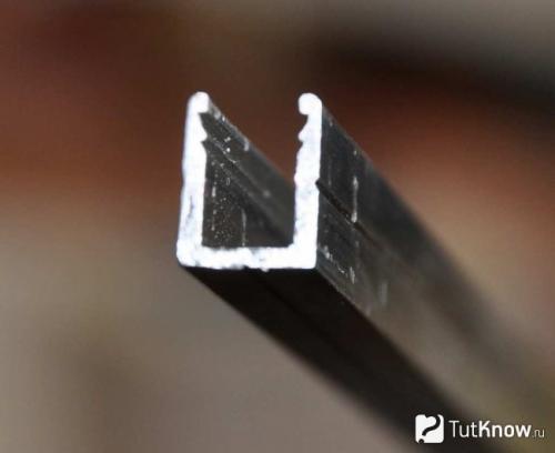 Алюминиевый профиль для натяжных потолков. Материал изготовления профиля для натяжного потолка