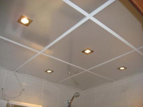 Виды потолков в ванной. Виды потолков для ванной комнаты