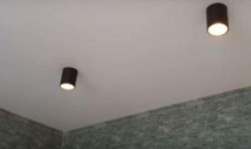 Матовые натяжные потолки преимущества. Преимущества матового натяжного потолка