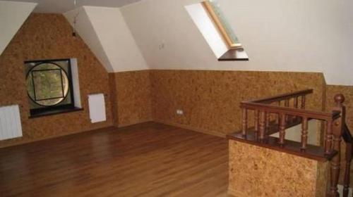 Чем отделать потолок на даче недорого. Варианты