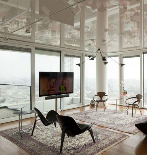 Поворотные споты в интерьере. Виды и особенности