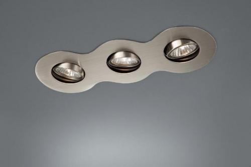 Освещение в зале с натяжным потолком. Выбор точечных светильников для расположения на натяжном потолке