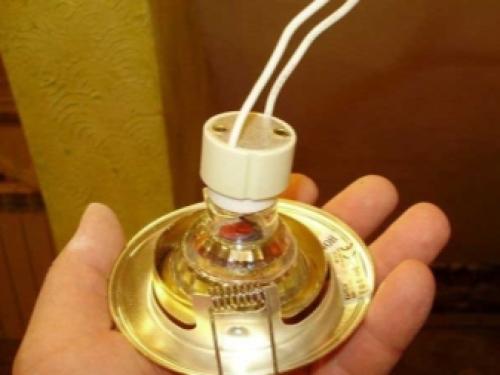 Точечные светильникиОсвещение в интерьере. Модификации потолочных спотов 13 Точечные светильникиОсвещение в интерьере. Модификации потолочных спотов 13