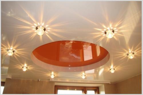 Расстояние между точечными светильниками. Самый популярный вариант с точечными светильниками