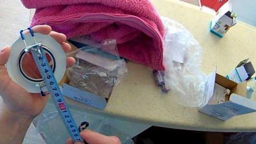 Установка точечных светильников в гипсокартон. Как делаются большие отверстия