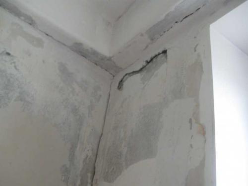 Потолок ремонт своими руками. Ремонт потолка своими руками: подробное описание вариантов, как отремонтировать потолок (100 фото и видео)